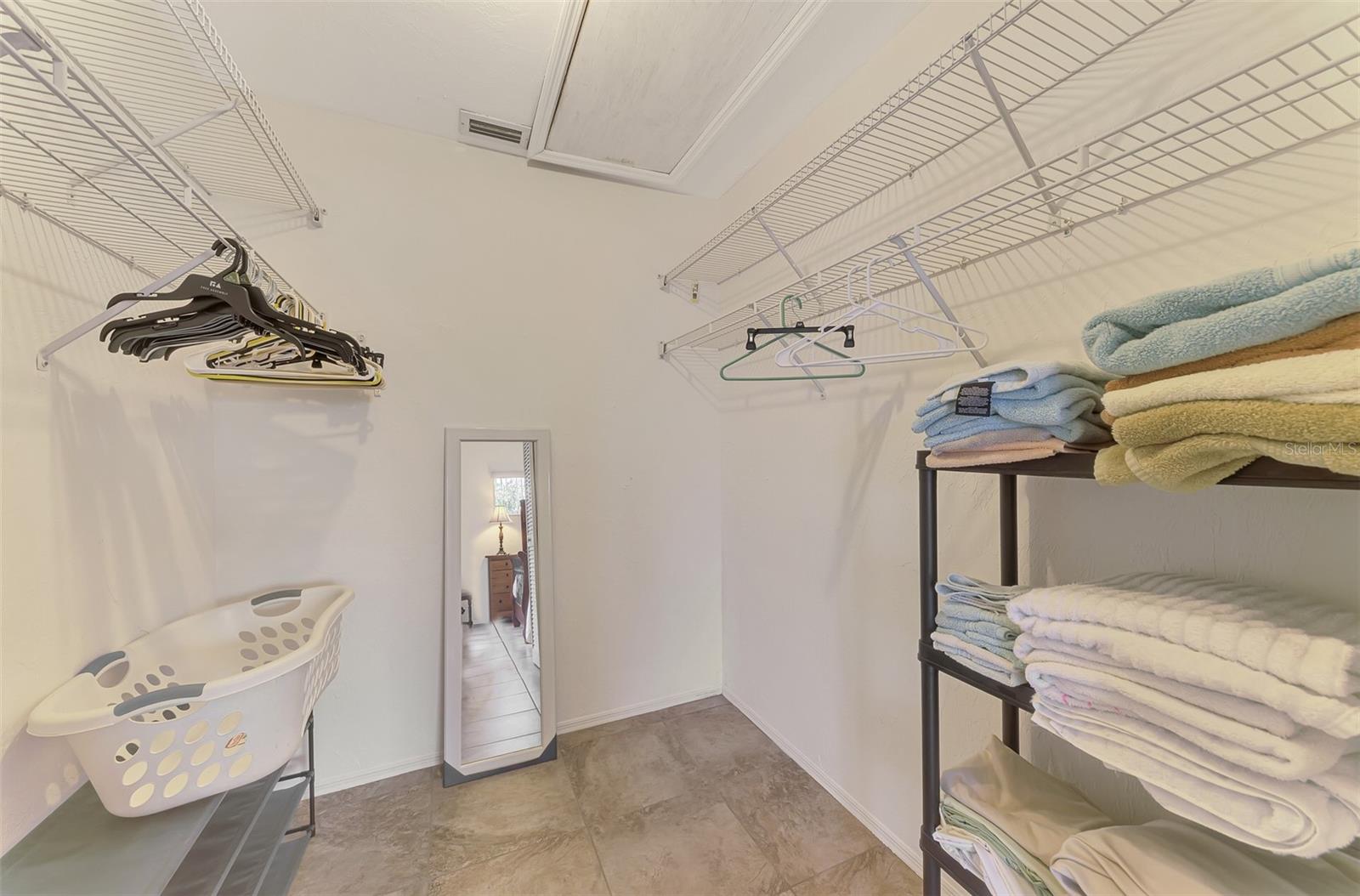 Image 33 of 67 For 3300 Loveland Boulevard 3103