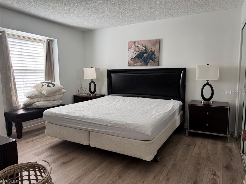 Image 9 of 11 For 1900 Alamanda Drive 303