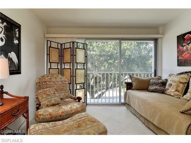 Image 4 of 17 For 1900 Alamanda Drive 305