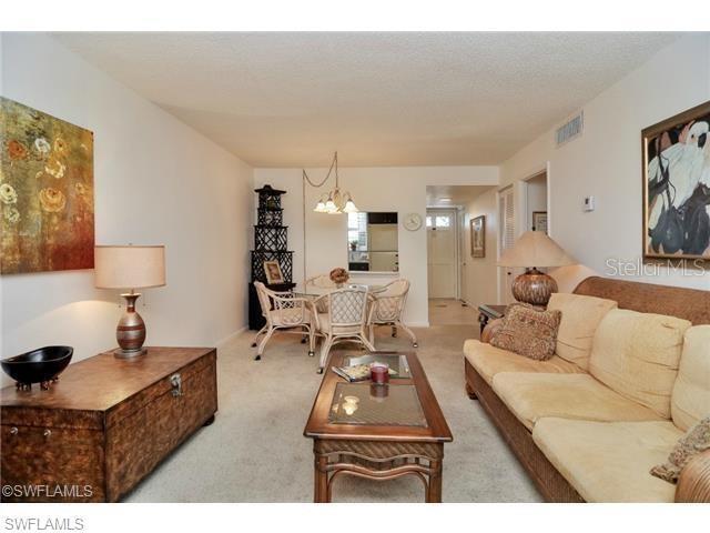 Image 9 of 17 For 1900 Alamanda Drive 305