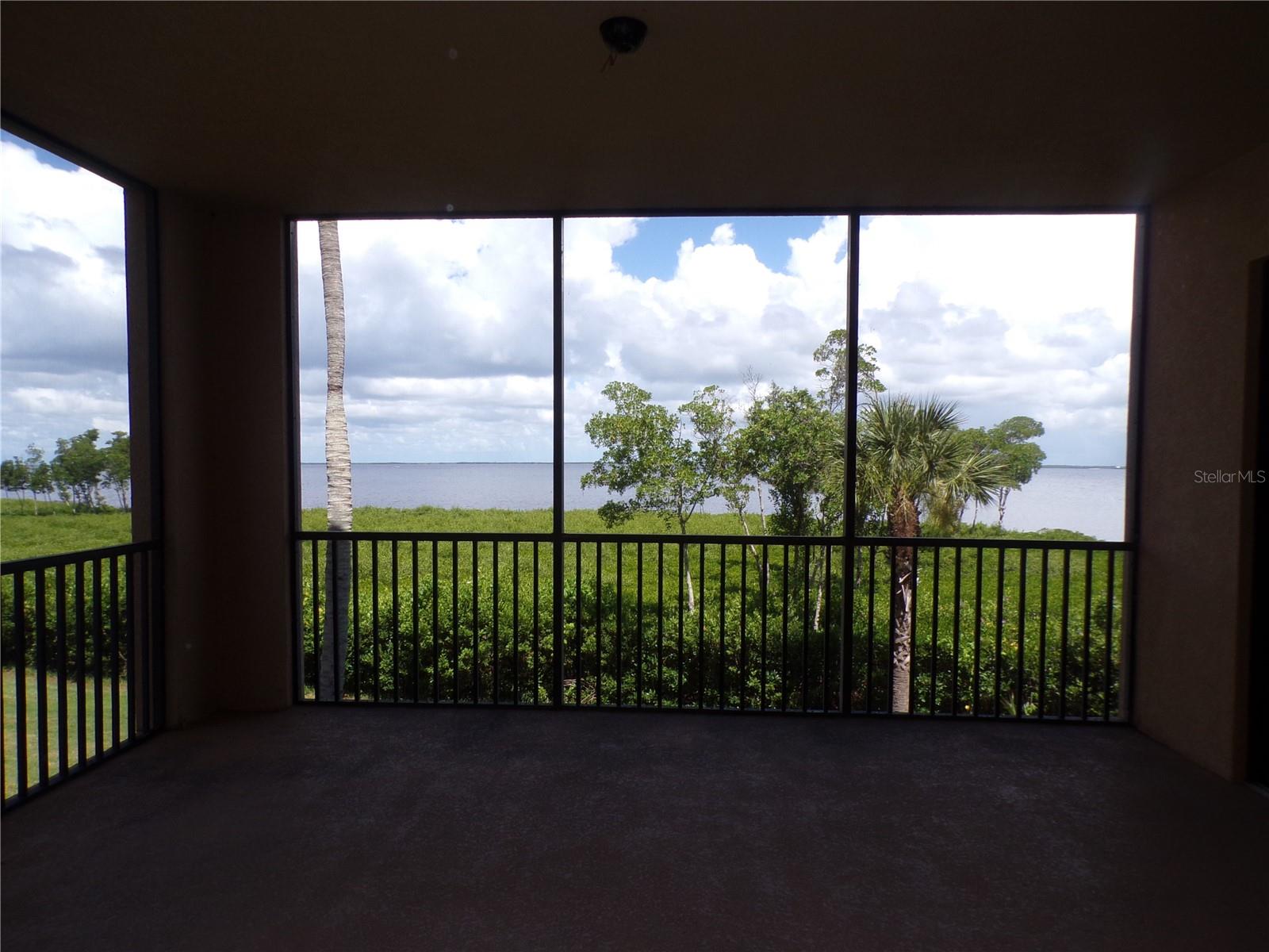 Image 10 of 64 For 87 Vivante Boulevard 8721