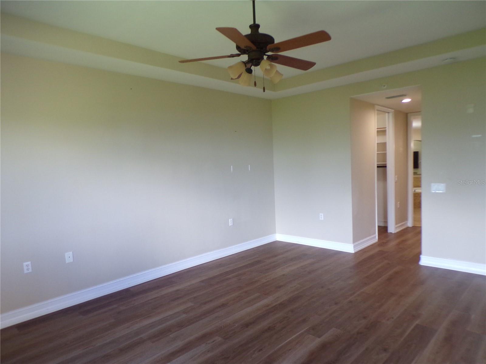 Image 14 of 64 For 87 Vivante Boulevard 8721