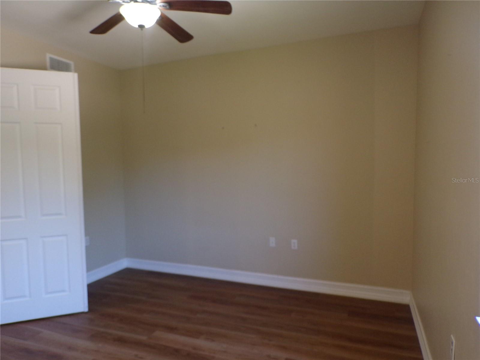 Image 16 of 64 For 87 Vivante Boulevard 8721