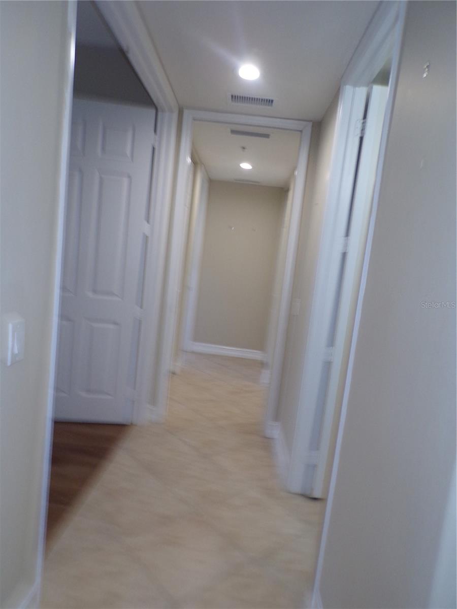 Image 17 of 64 For 87 Vivante Boulevard 8721