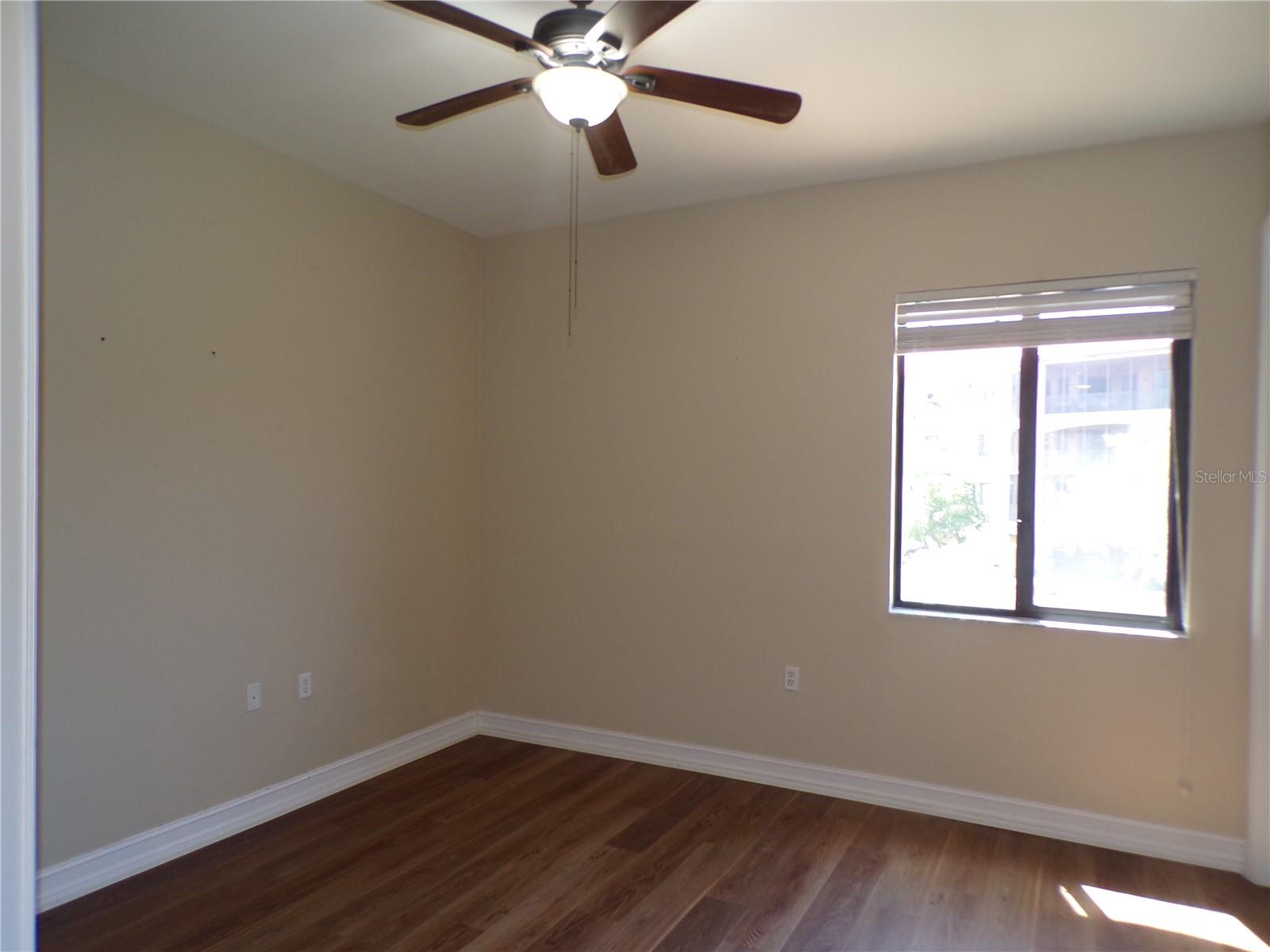 Image 20 of 64 For 87 Vivante Boulevard 8721