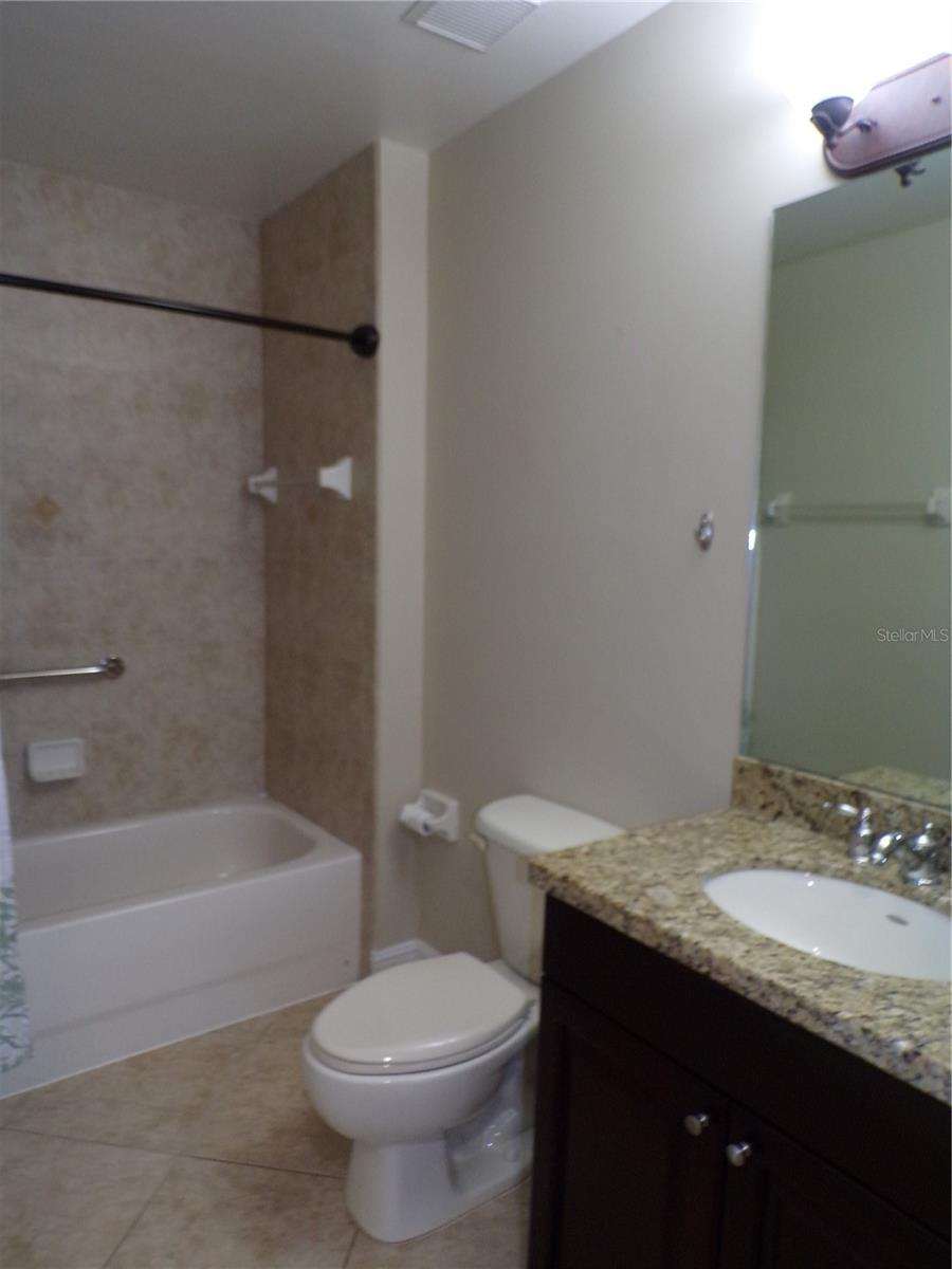 Image 21 of 64 For 87 Vivante Boulevard 8721