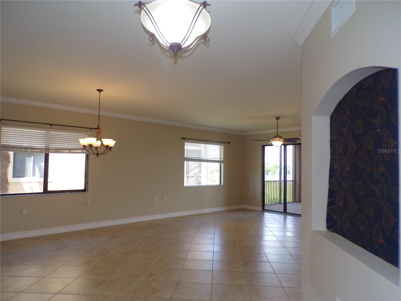 Image 3 of 64 For 87 Vivante Boulevard 8721