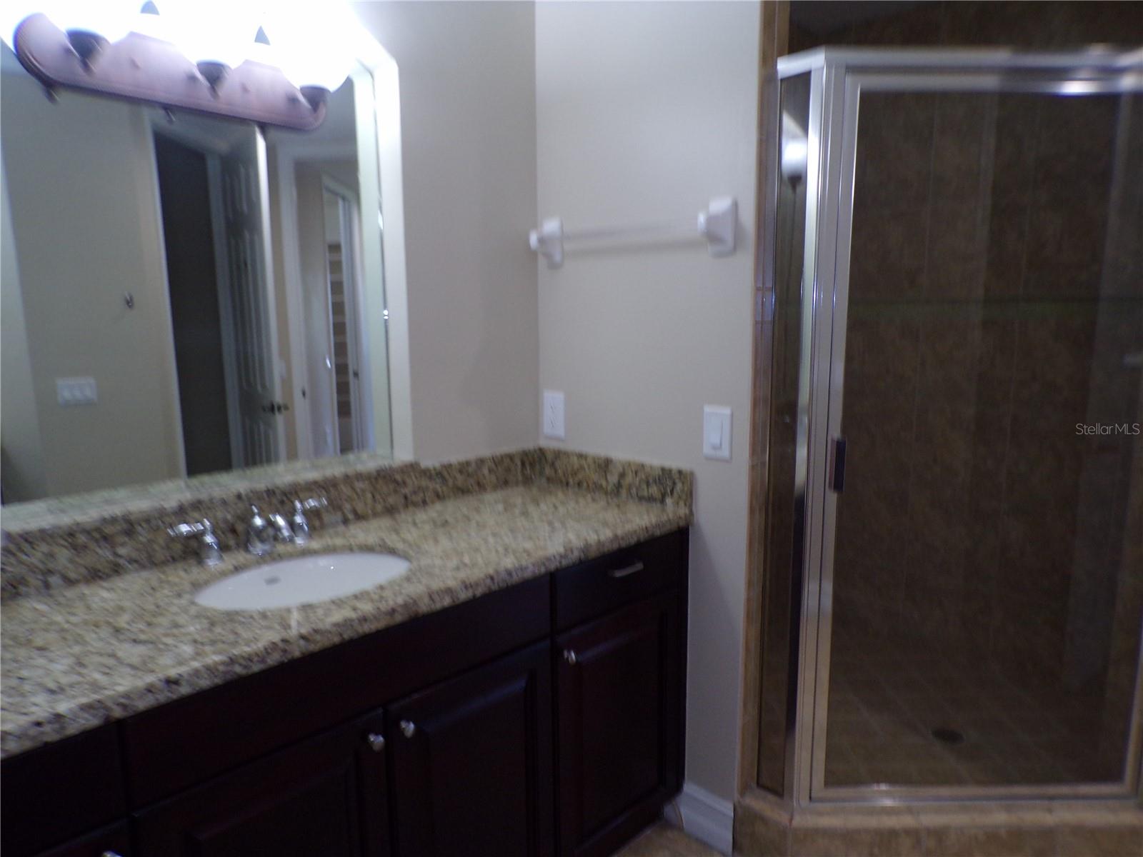Image 41 of 64 For 87 Vivante Boulevard 8721
