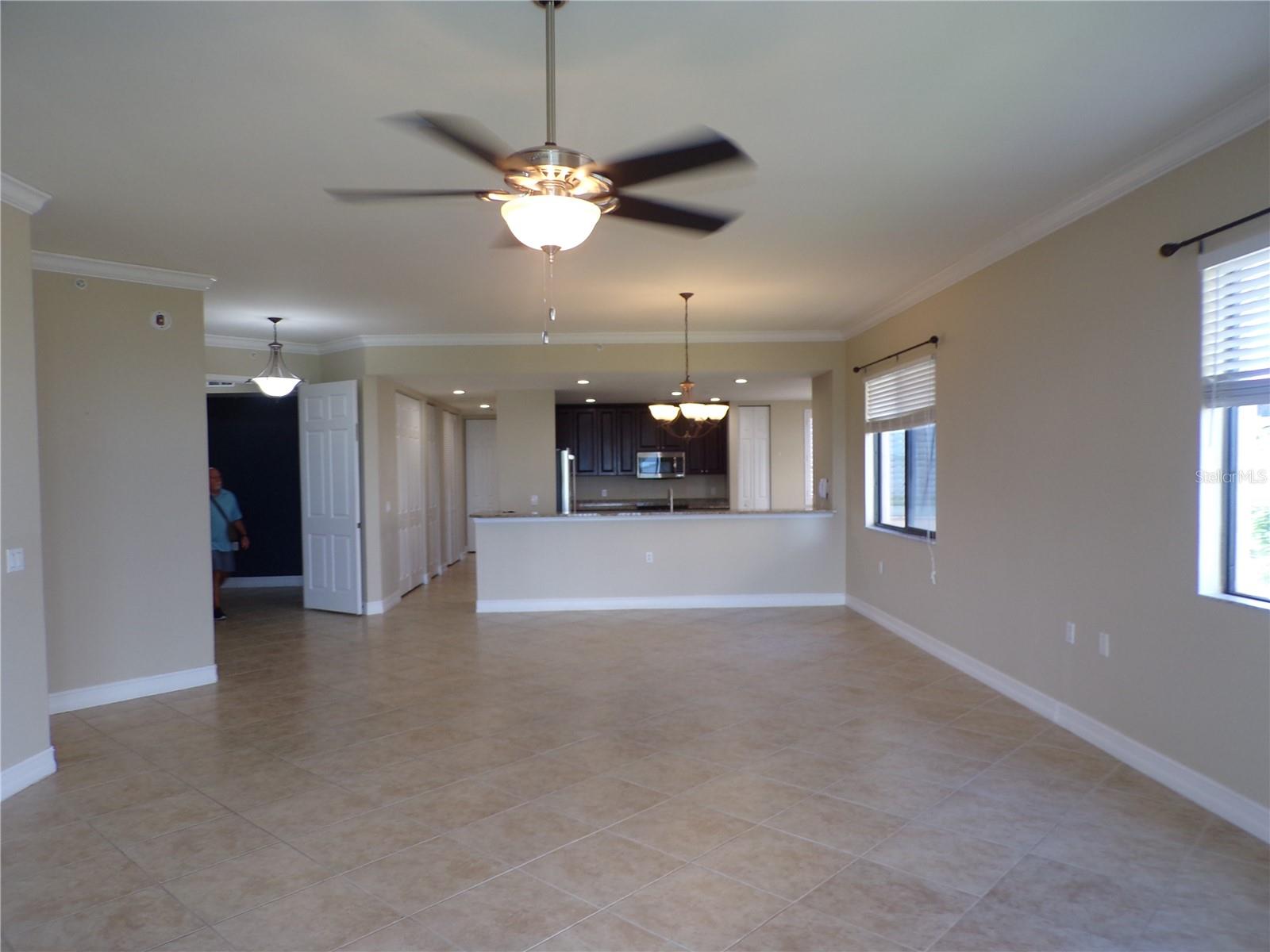 Image 6 of 64 For 87 Vivante Boulevard 8721