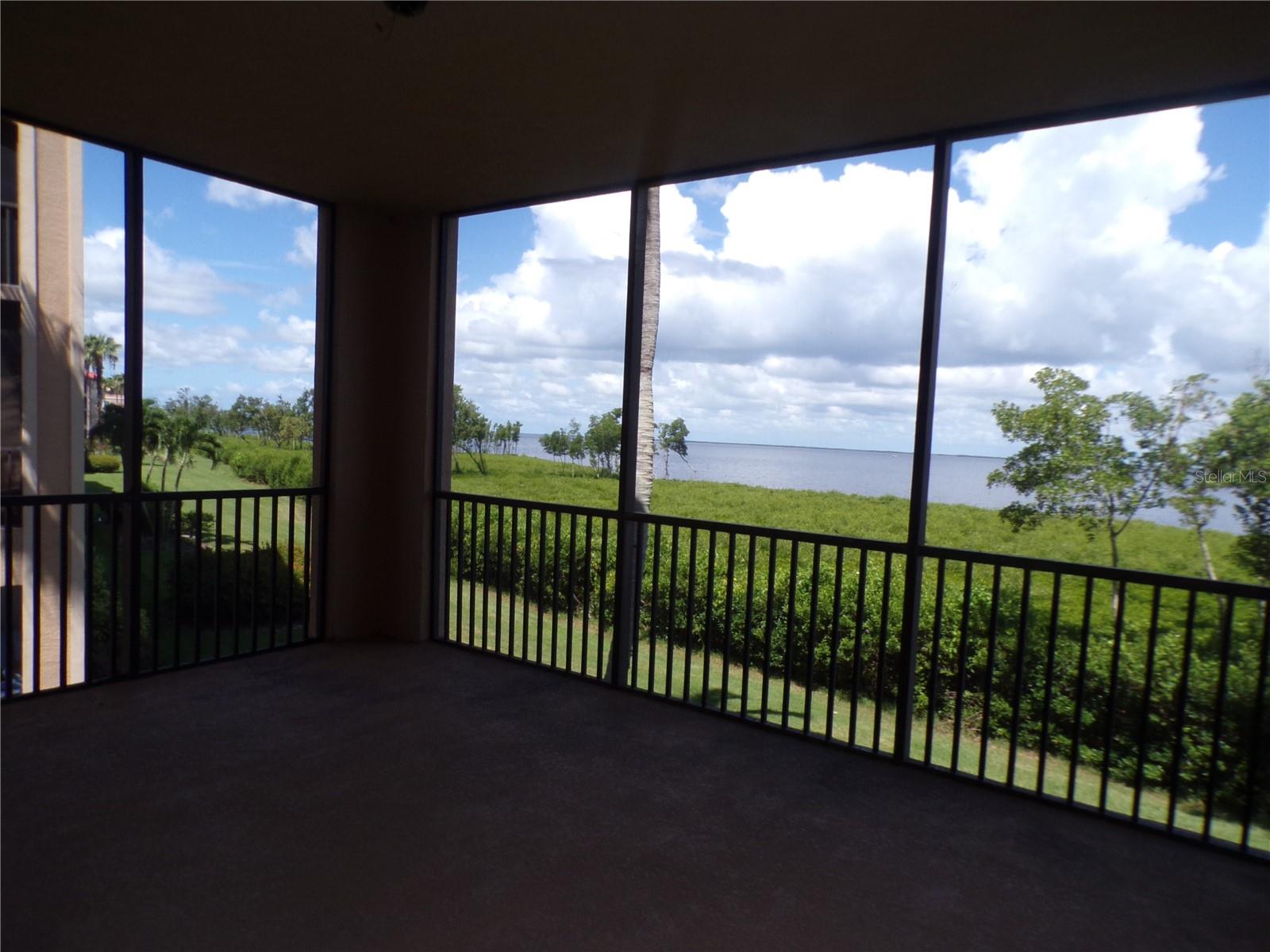 Image 62 of 64 For 87 Vivante Boulevard 8721