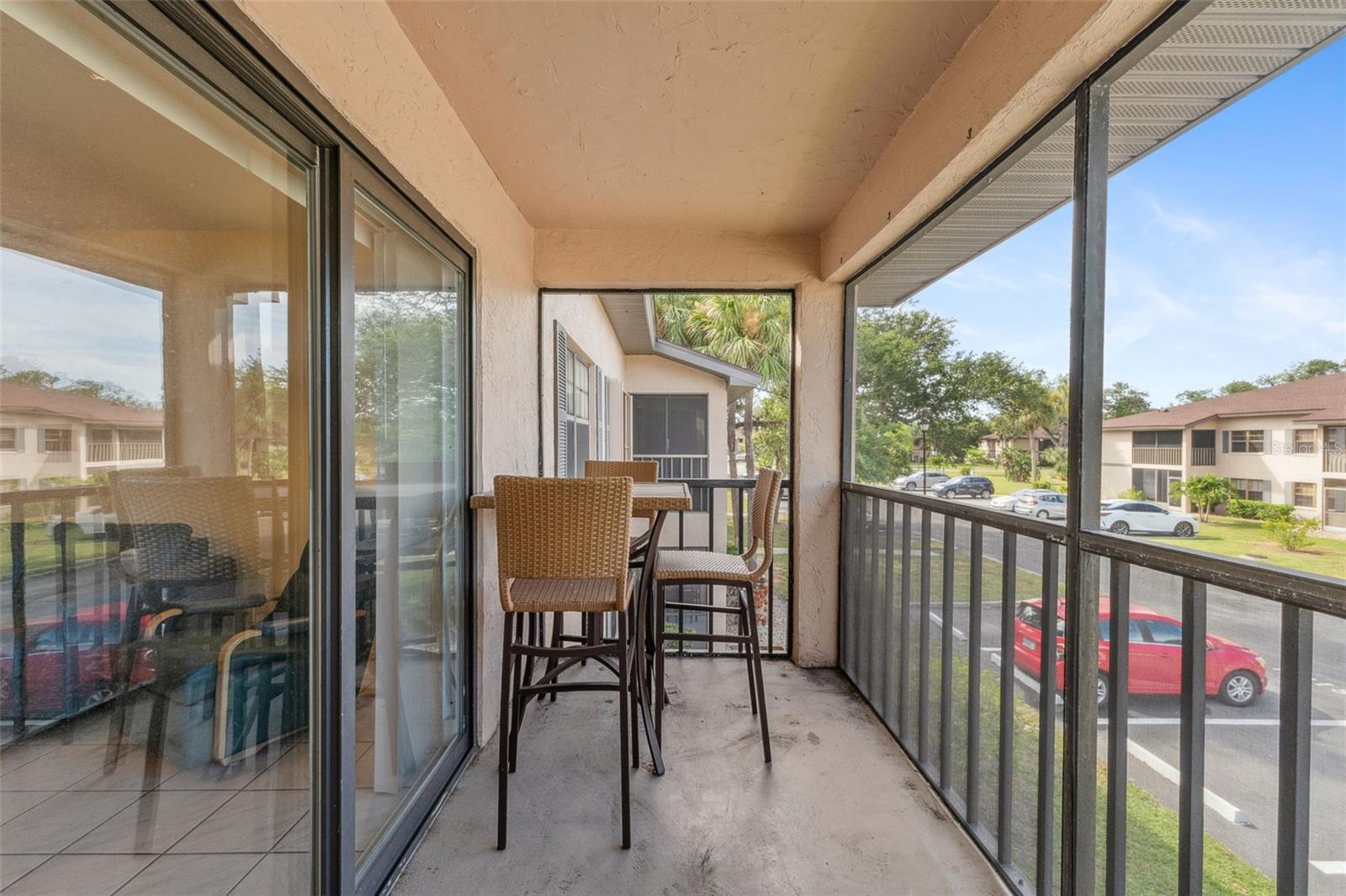 Image 29 of 37 For 19505 Quesada Avenue Ss201