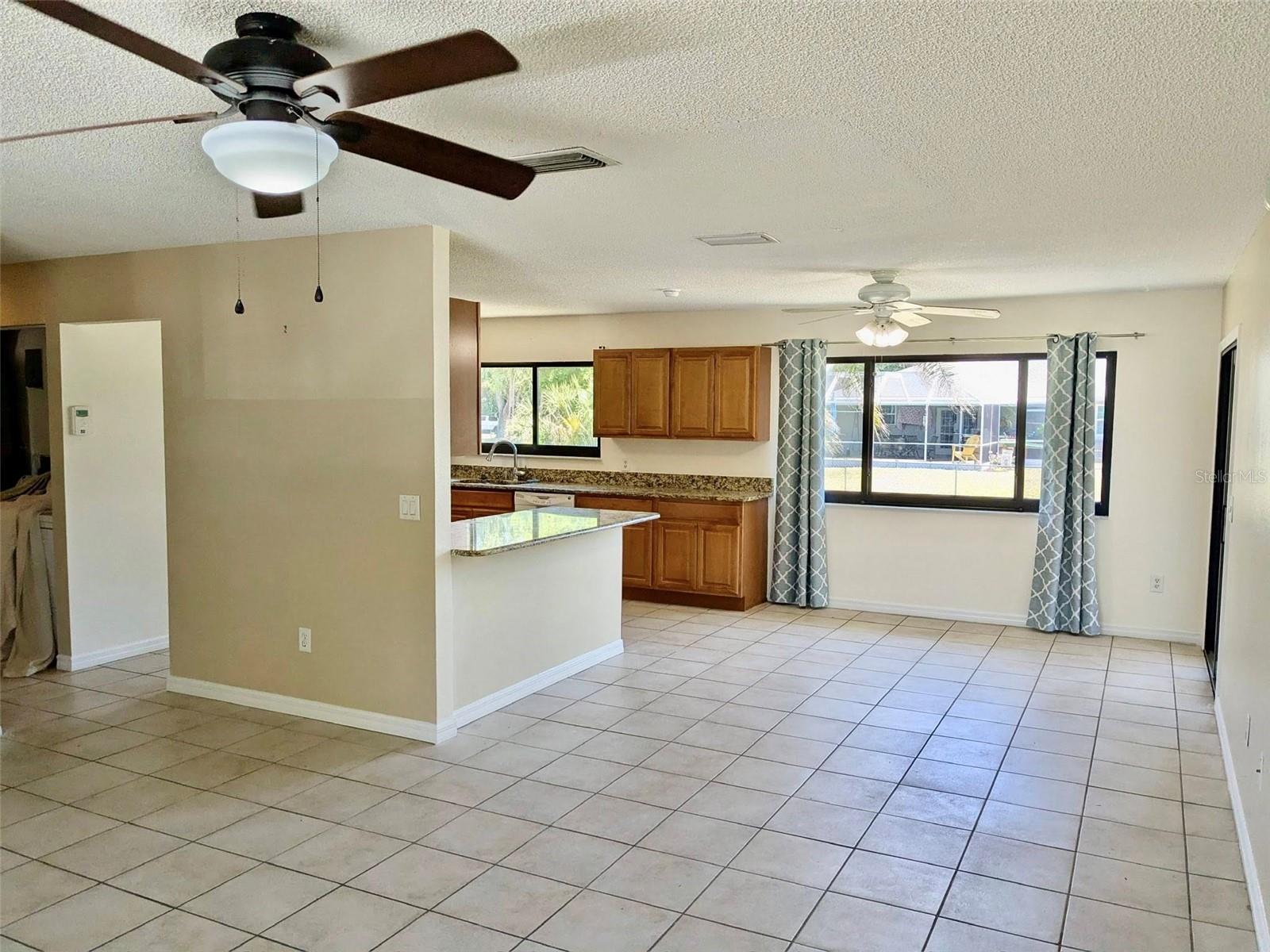 Image 8 of 23 For 5608 Kismet Terrace