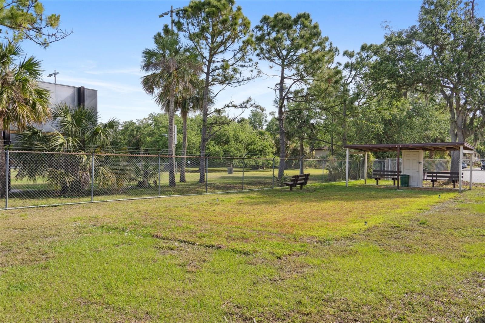Image 32 of 47 For 19505 Quesada Avenue C201