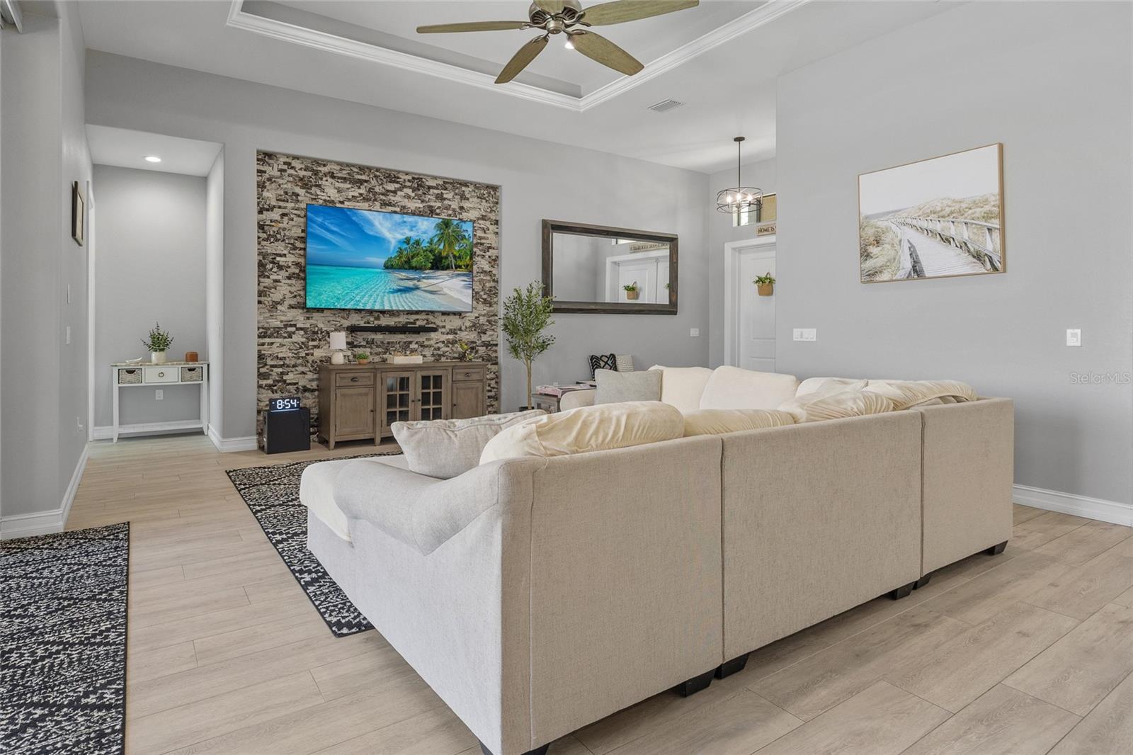 Image 7 of 40 For 4286 Harbor Boulevard