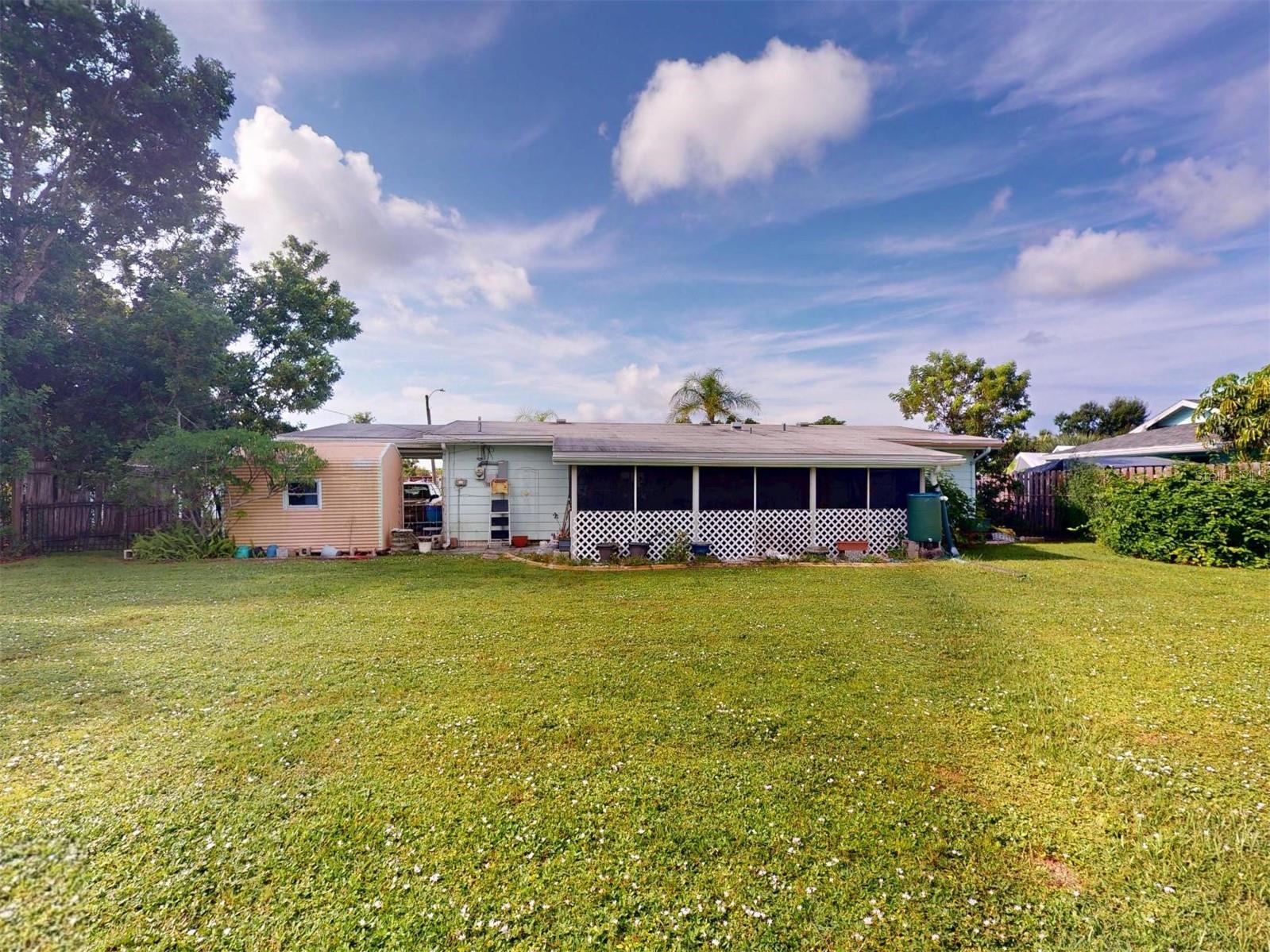 Image 69 of 95 For 22268 Montrose Avenue