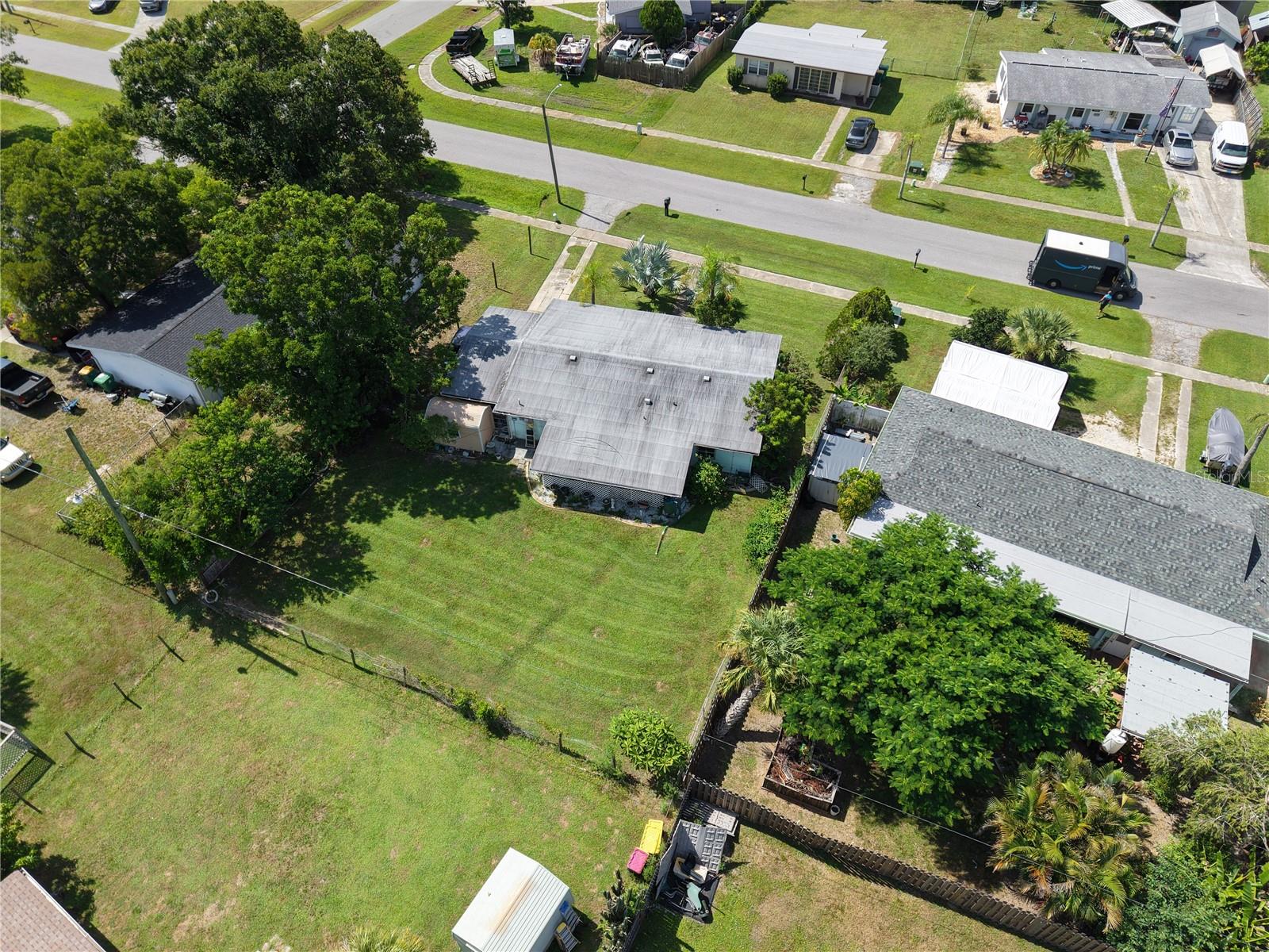 Image 91 of 95 For 22268 Montrose Avenue