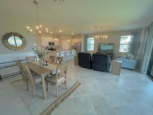 Image 12 of 42 For 1464 Saddlewood Circle