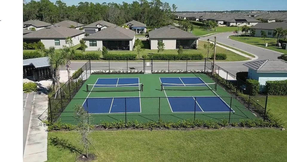 Image 38 of 42 For 1464 Saddlewood Circle