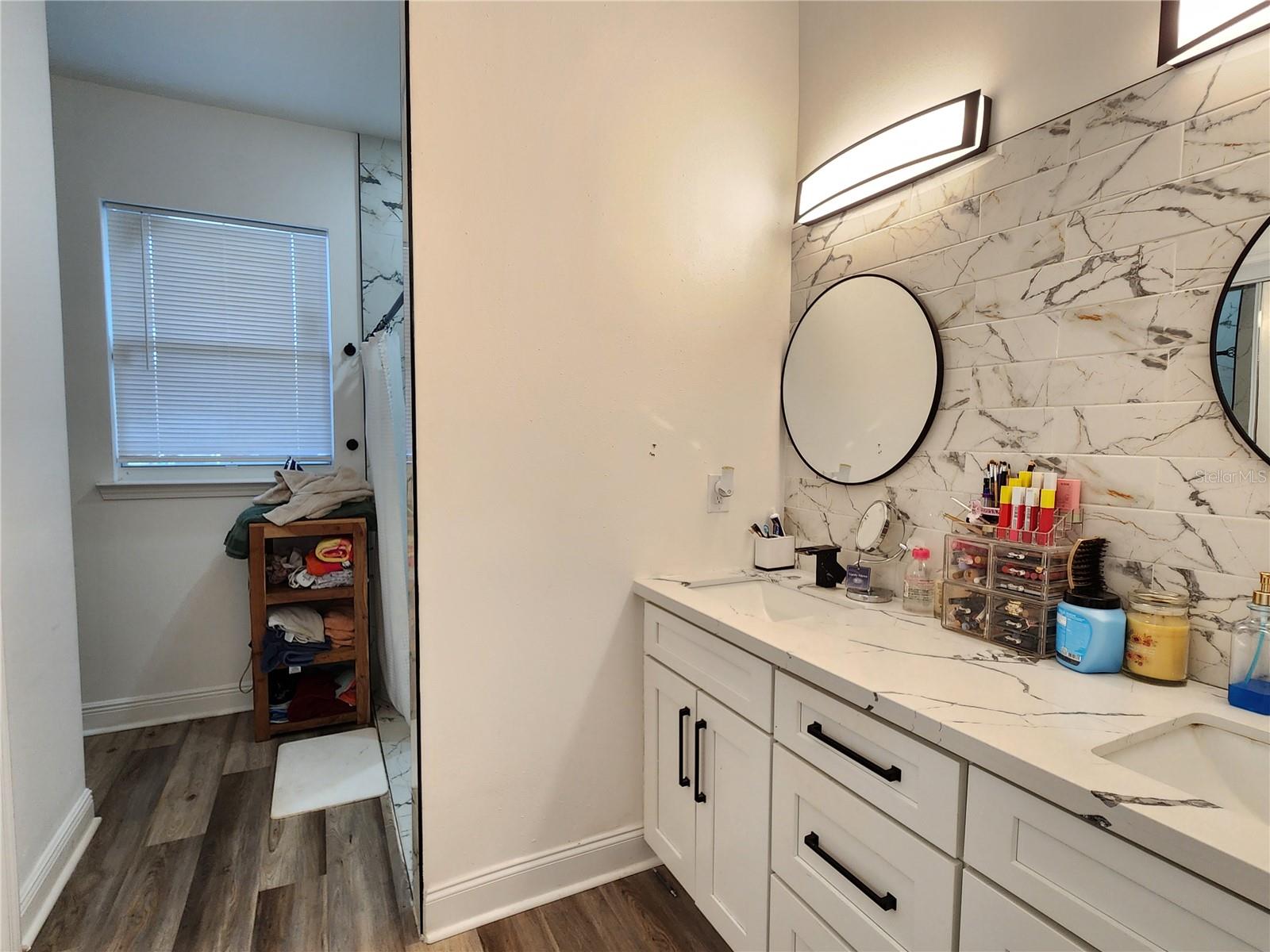 Image 11 of 20 For 4045 34th Avenue Se