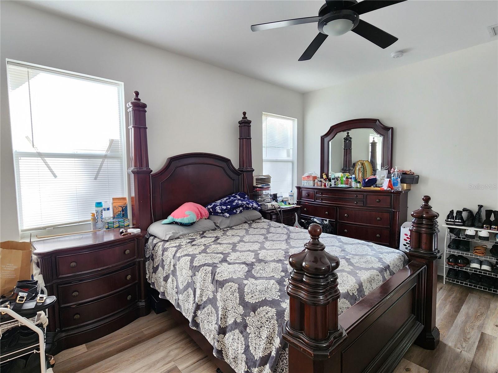 Image 7 of 20 For 4045 34th Avenue Se