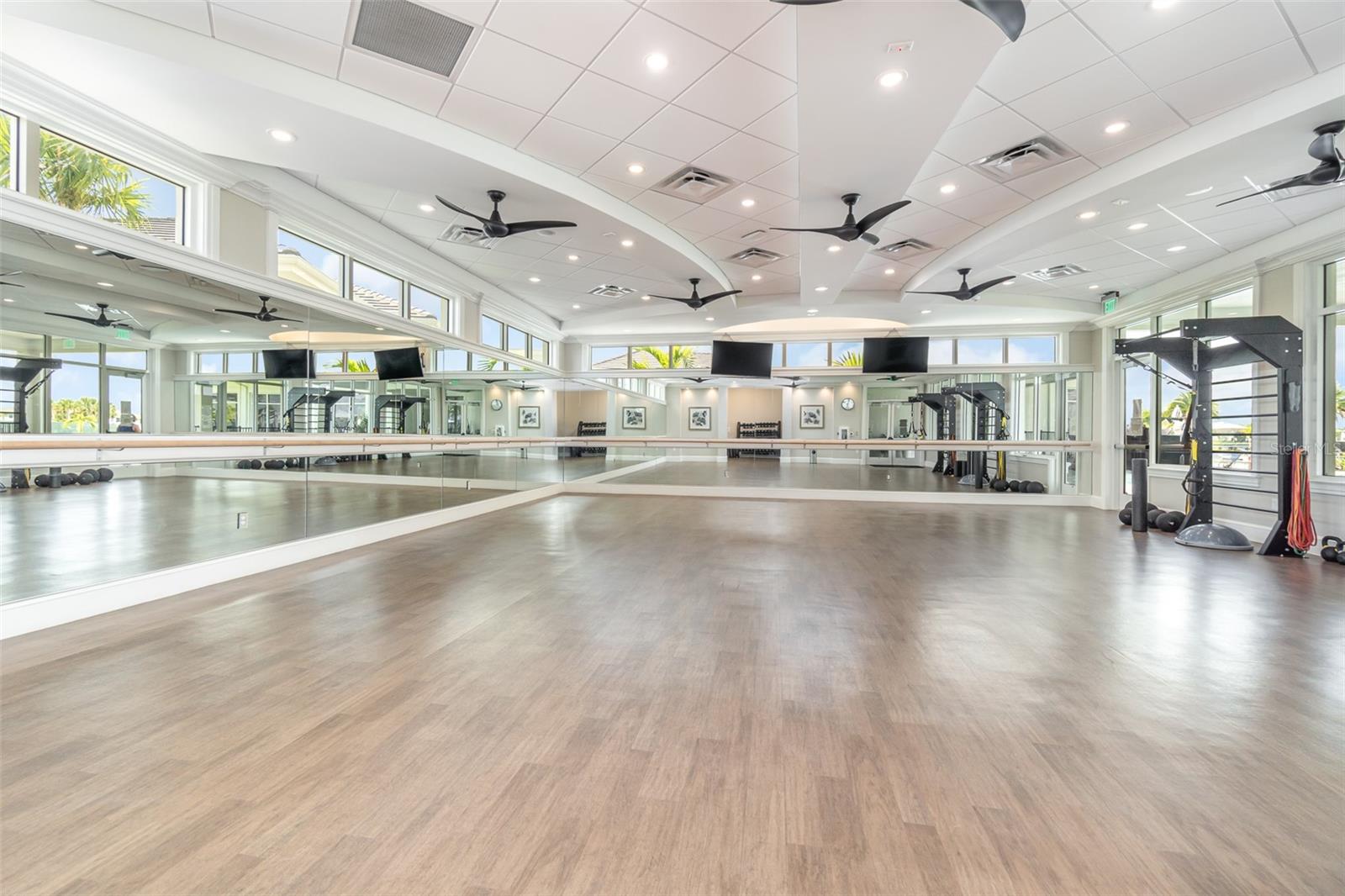 Image 62 of 72 For 15940 Grassland Lane 2512