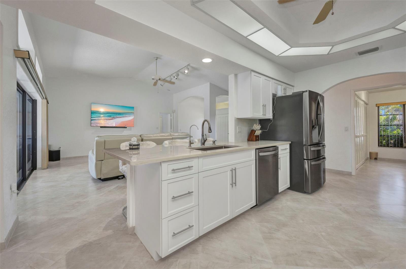 Image 14 of 45 For 2129 Charlotte Amalie Court