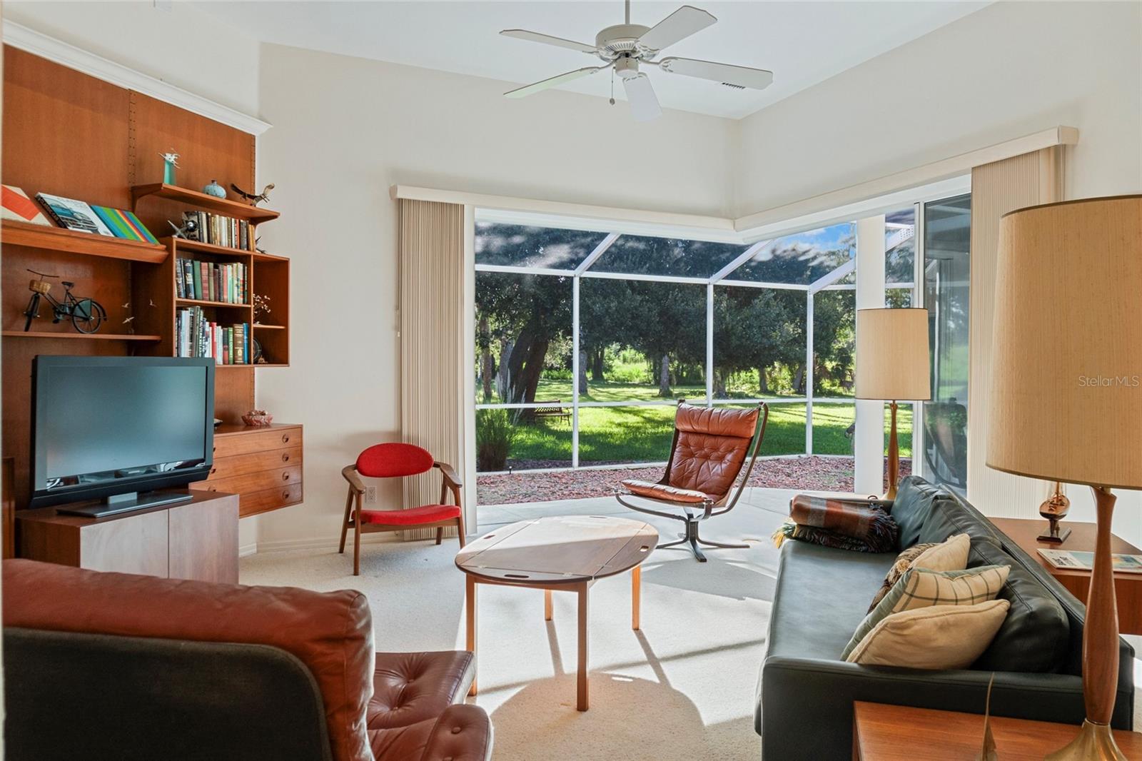 Image 12 of 36 For 1883 Canary Palm Way