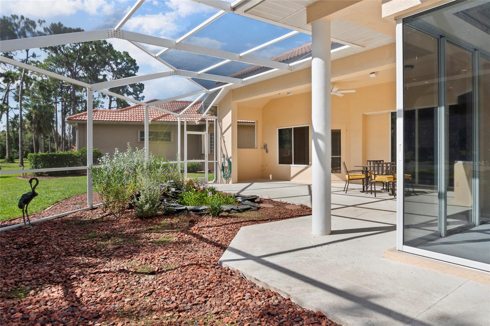 Image 28 of 36 For 1883 Canary Palm Way