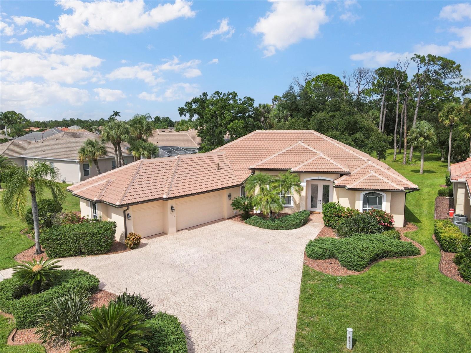 Image 34 of 36 For 1883 Canary Palm Way