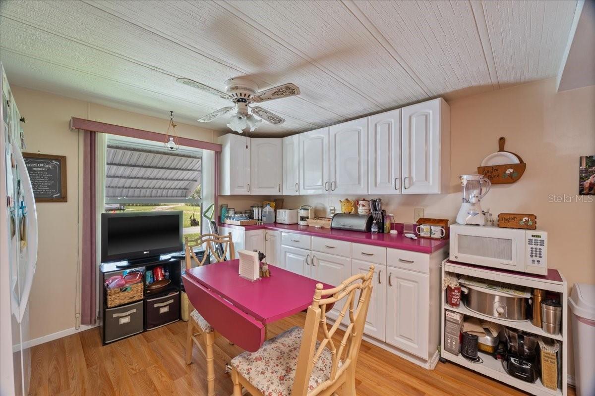Image 9 of 25 For 1308 Woodlawn Ave