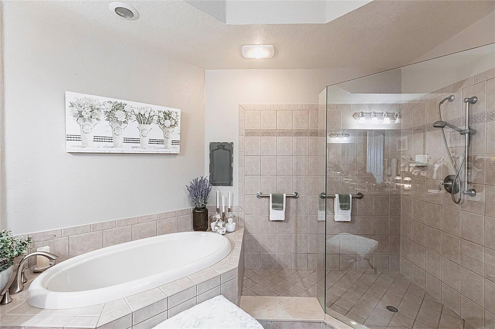 Image 15 of 49 For 95 Vivante Boulevard 401