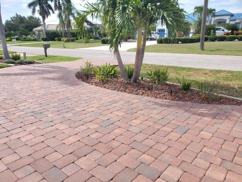 Image 2 of 23 For 1309 Columbian Drive