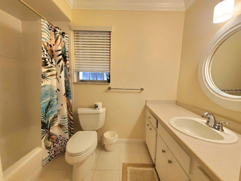 Image 21 of 23 For 1309 Columbian Drive