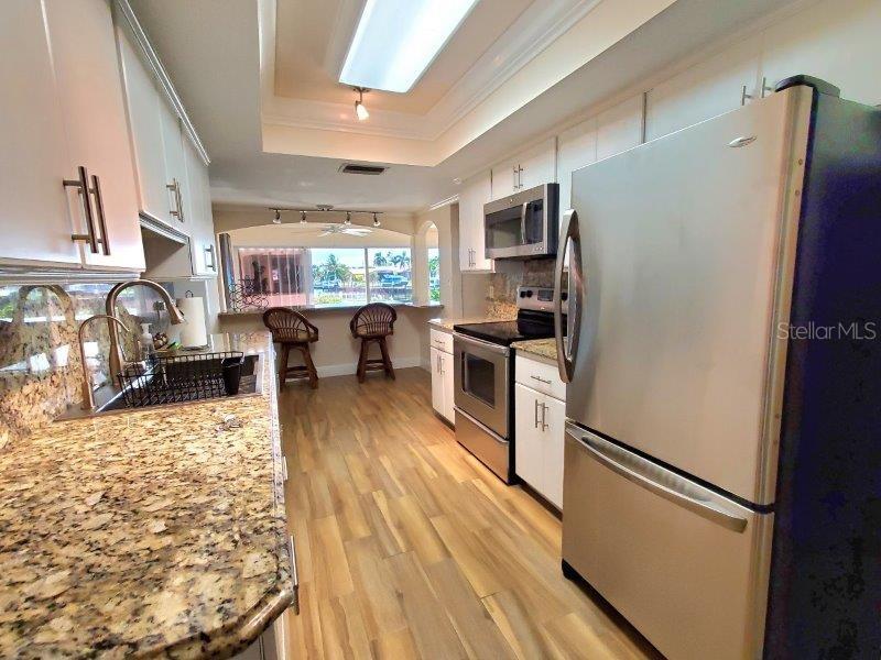 Image 6 of 23 For 1309 Columbian Drive