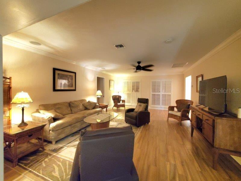 Image 9 of 23 For 1309 Columbian Drive