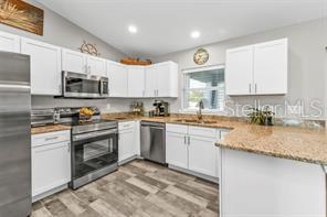 Listing photo id 11 for 11338 Willmington Boulevard