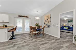 Listing photo id 4 for 11338 Willmington Boulevard