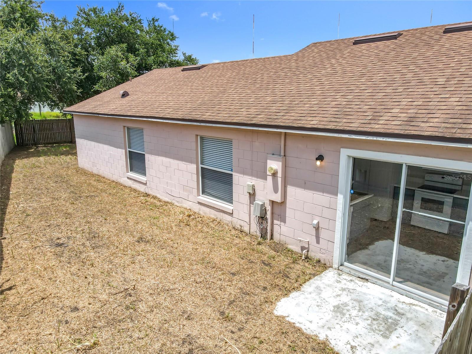 Image 35 of 42 For 718 Palmera Street