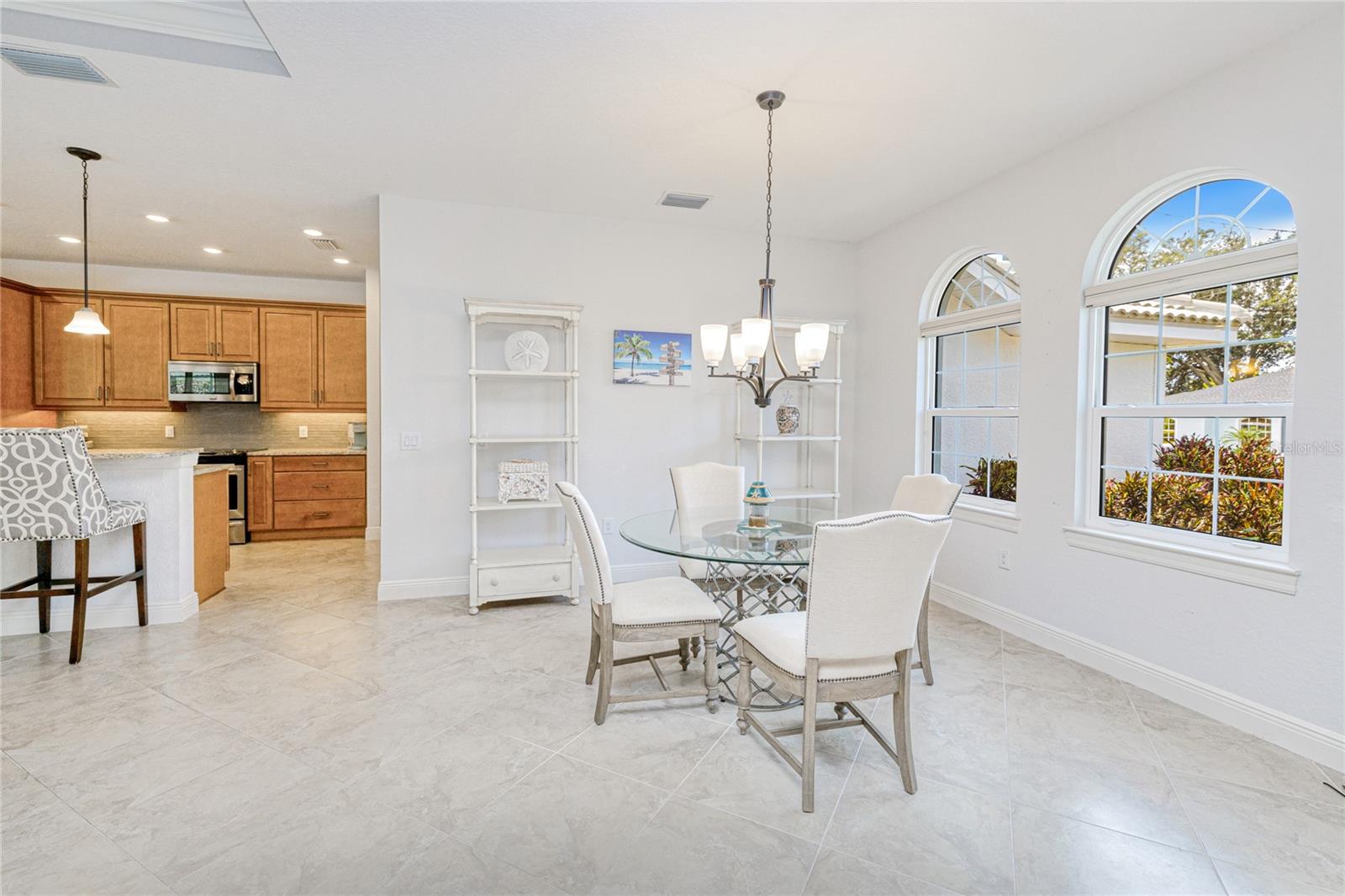 Image 13 of 48 For 1180 Orange Avenue