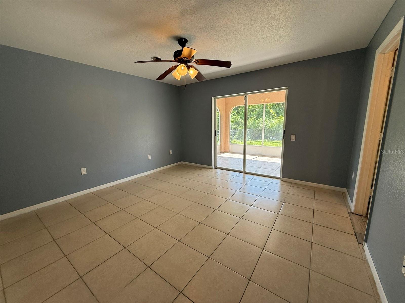 Image 10 of 16 For 2162 Abalom Street