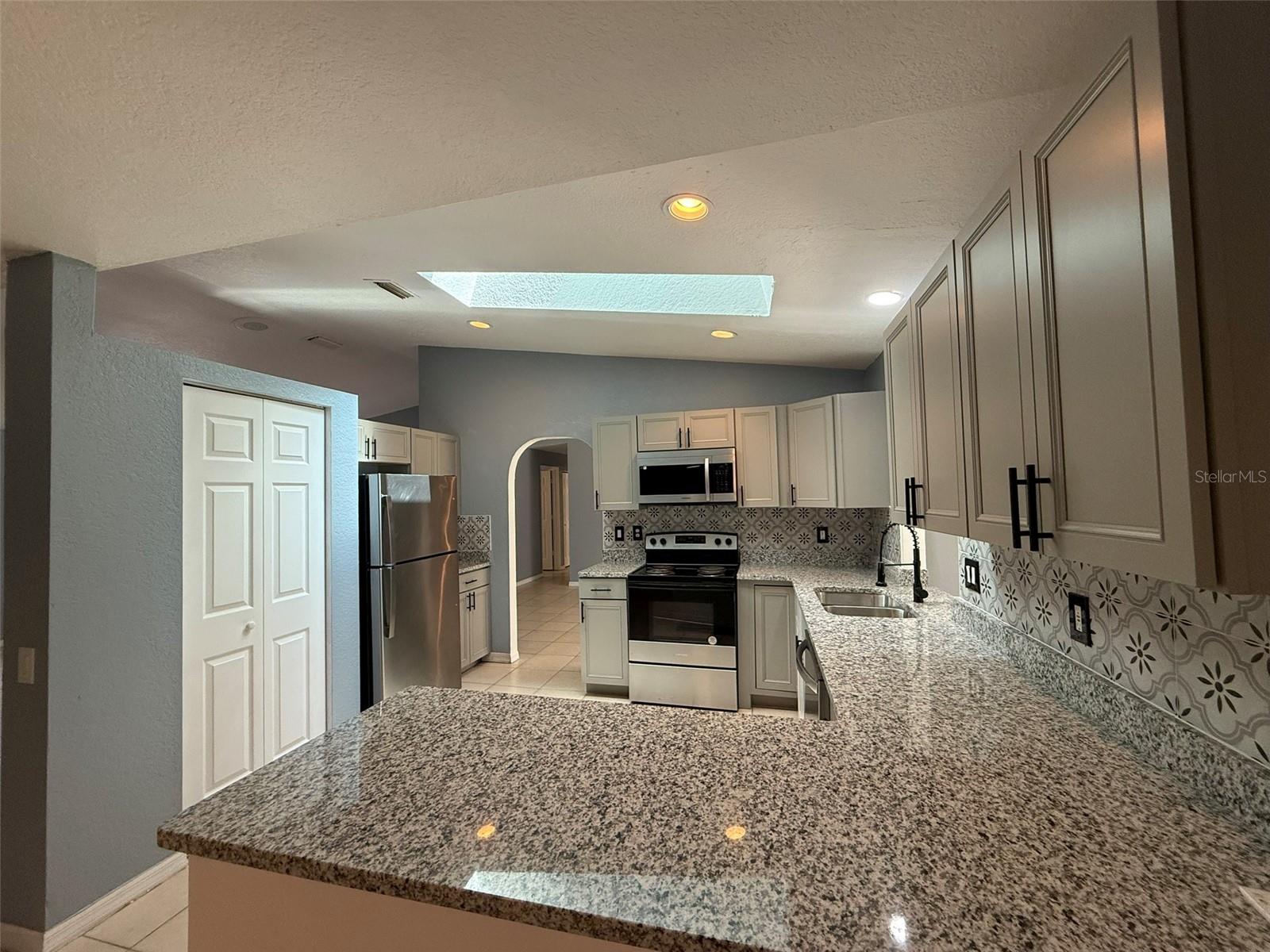 Image 4 of 16 For 2162 Abalom Street