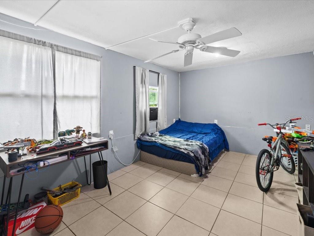 Image 20 of 41 For 2103 Hariet Street