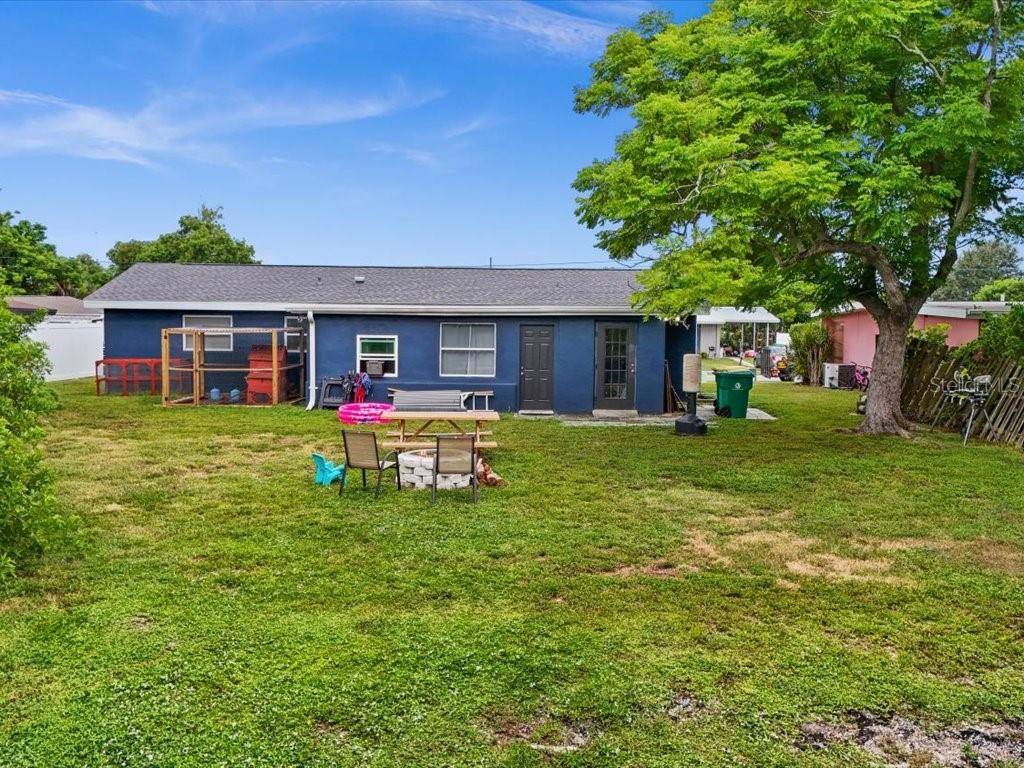 Image 36 of 41 For 2103 Hariet Street