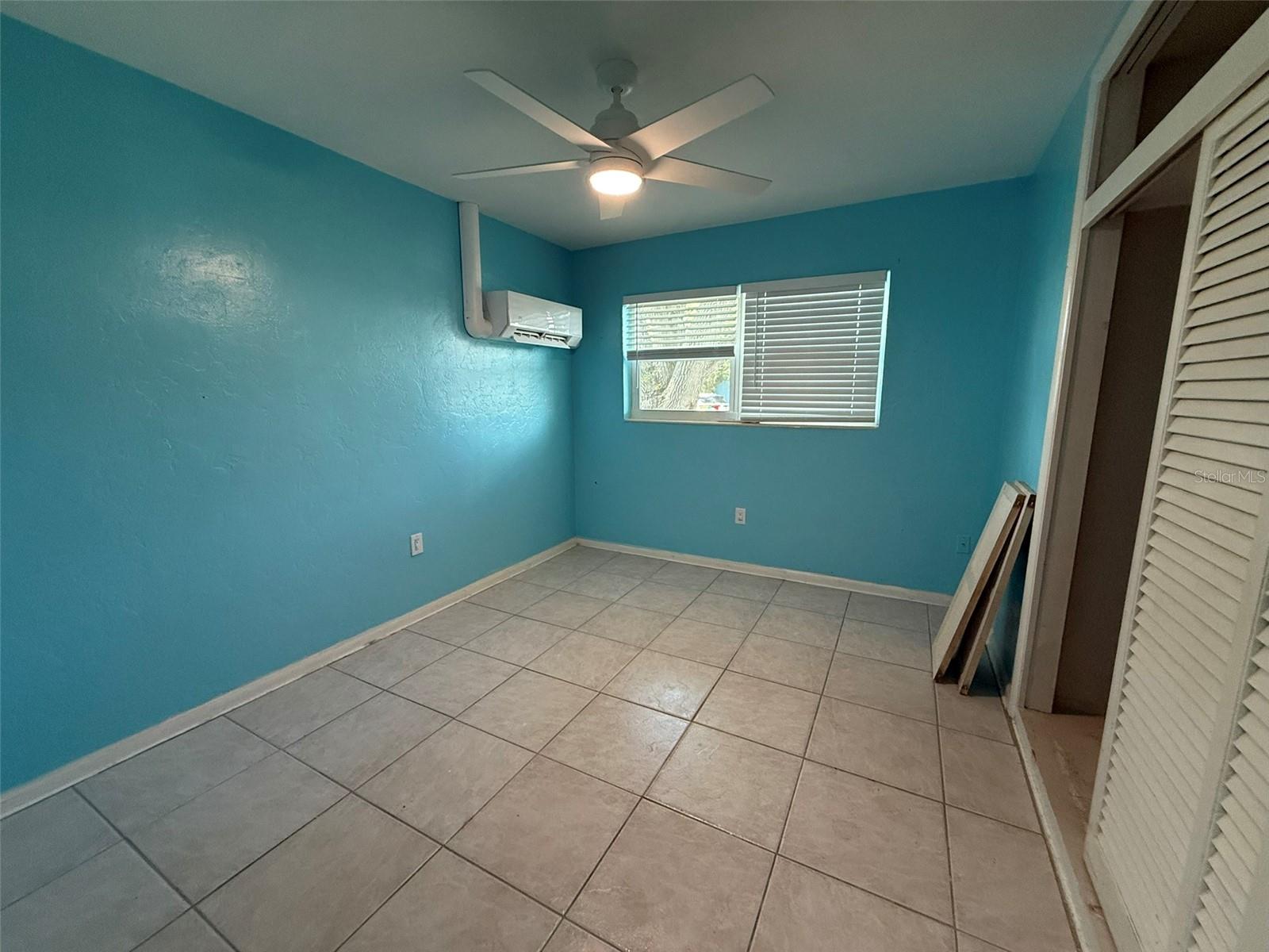 Image 7 of 10 For 21282 Coulton Avenue