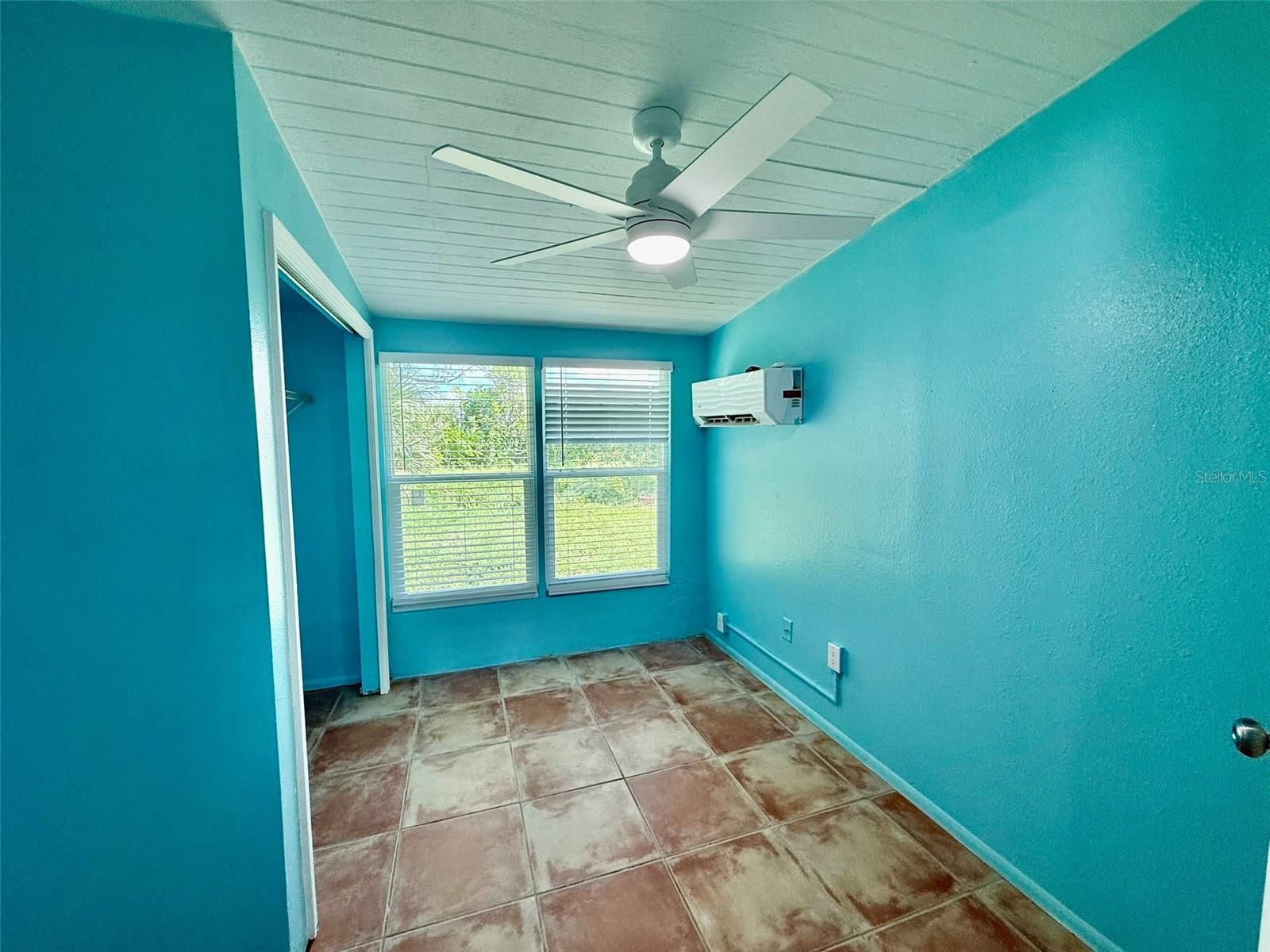 Image 9 of 10 For 21282 Coulton Avenue