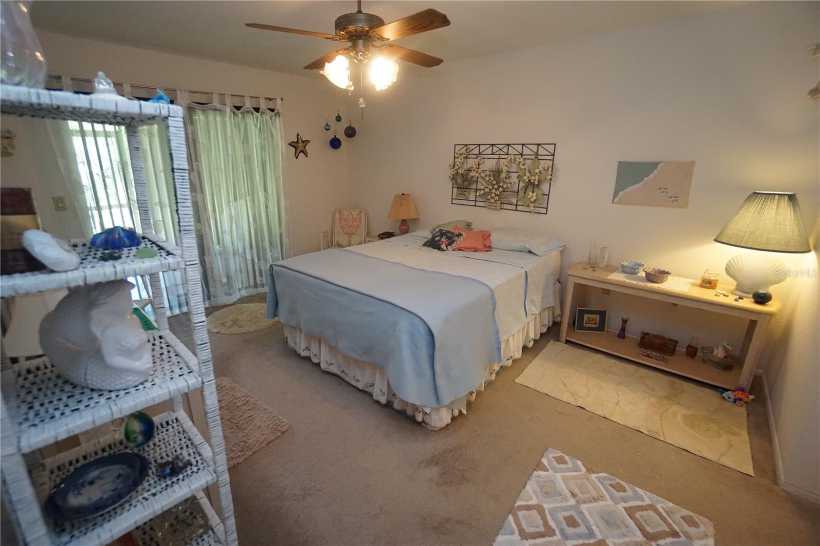 Image 13 of 35 For 25068 Harborview Road 4c