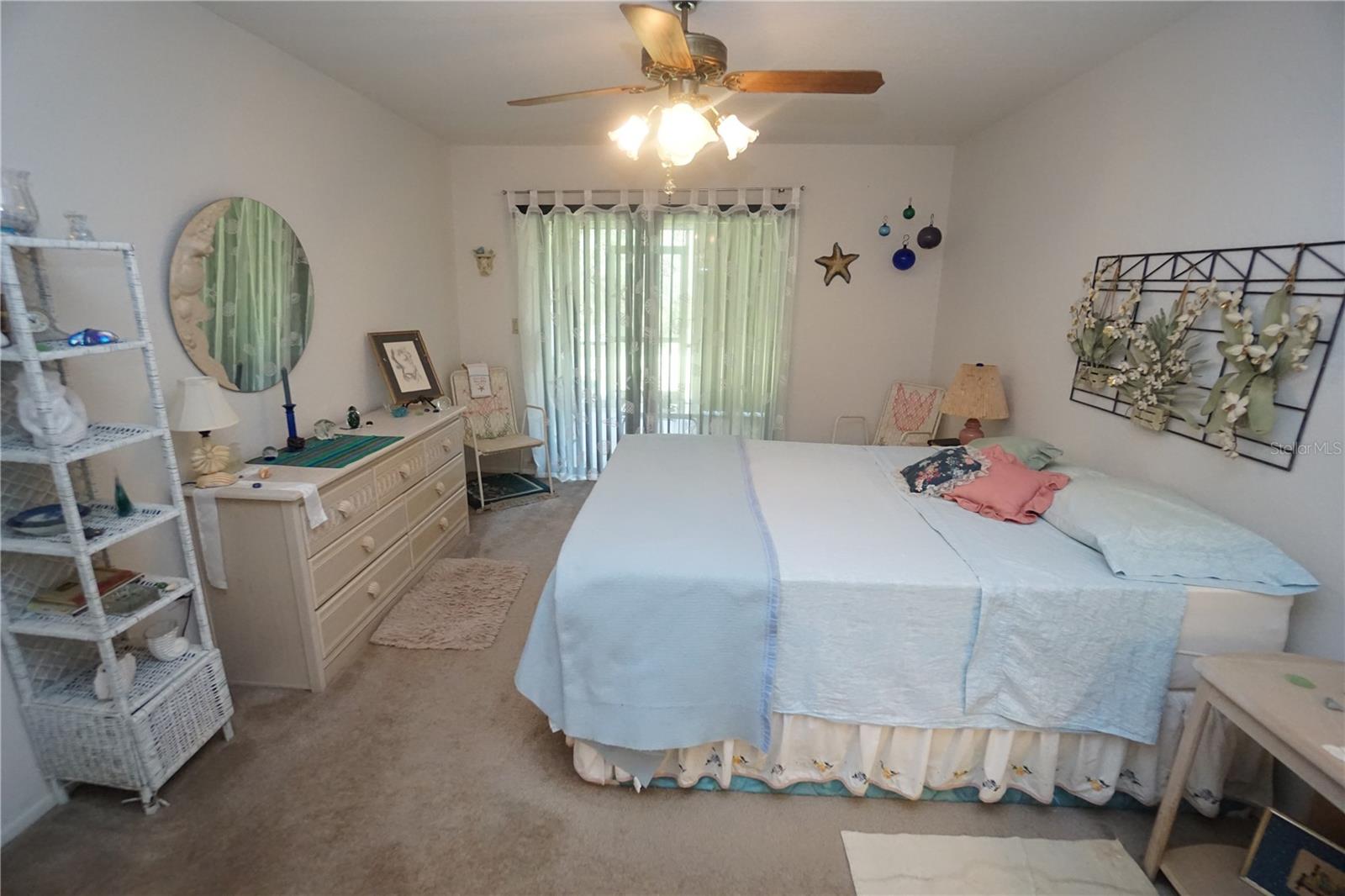 Image 14 of 35 For 25068 Harborview Road 4c