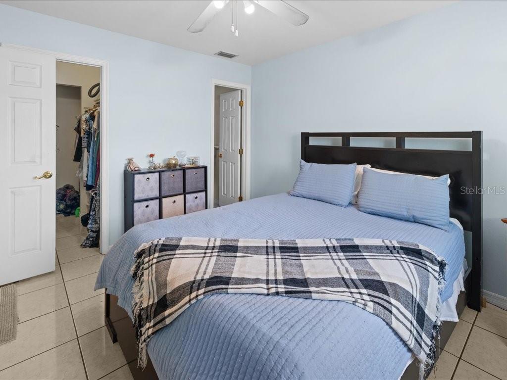 Image 10 of 23 For 25275 Rampart Boulevard 1607
