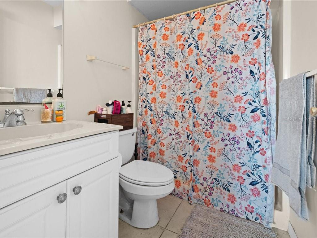 Image 13 of 23 For 25275 Rampart Boulevard 1607