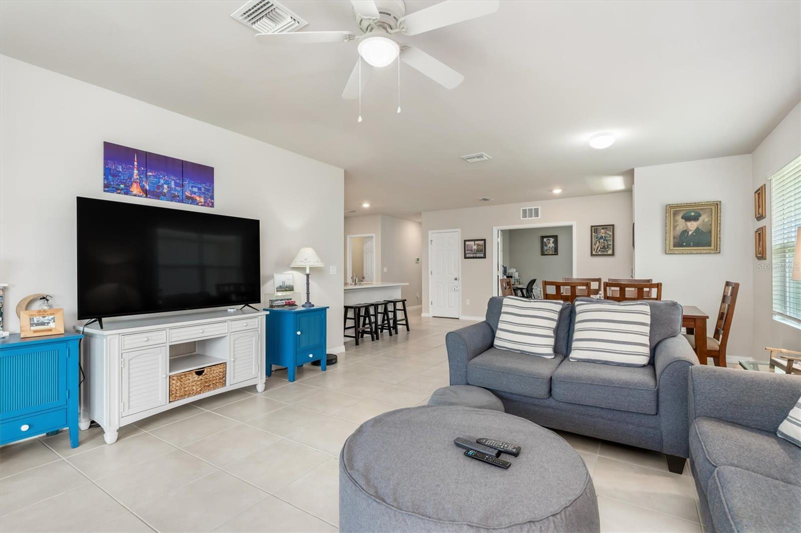 Image 10 of 65 For 25089 Lenox Circle